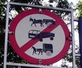 Sign probibiting the entry of trucks, bullock and horse carts