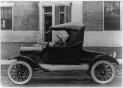 1923 Ford Model T roadster