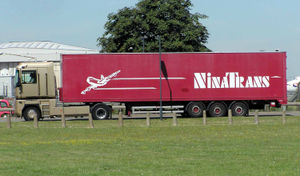 An articulated lorry (Renault Magnum) in London, England. articulated